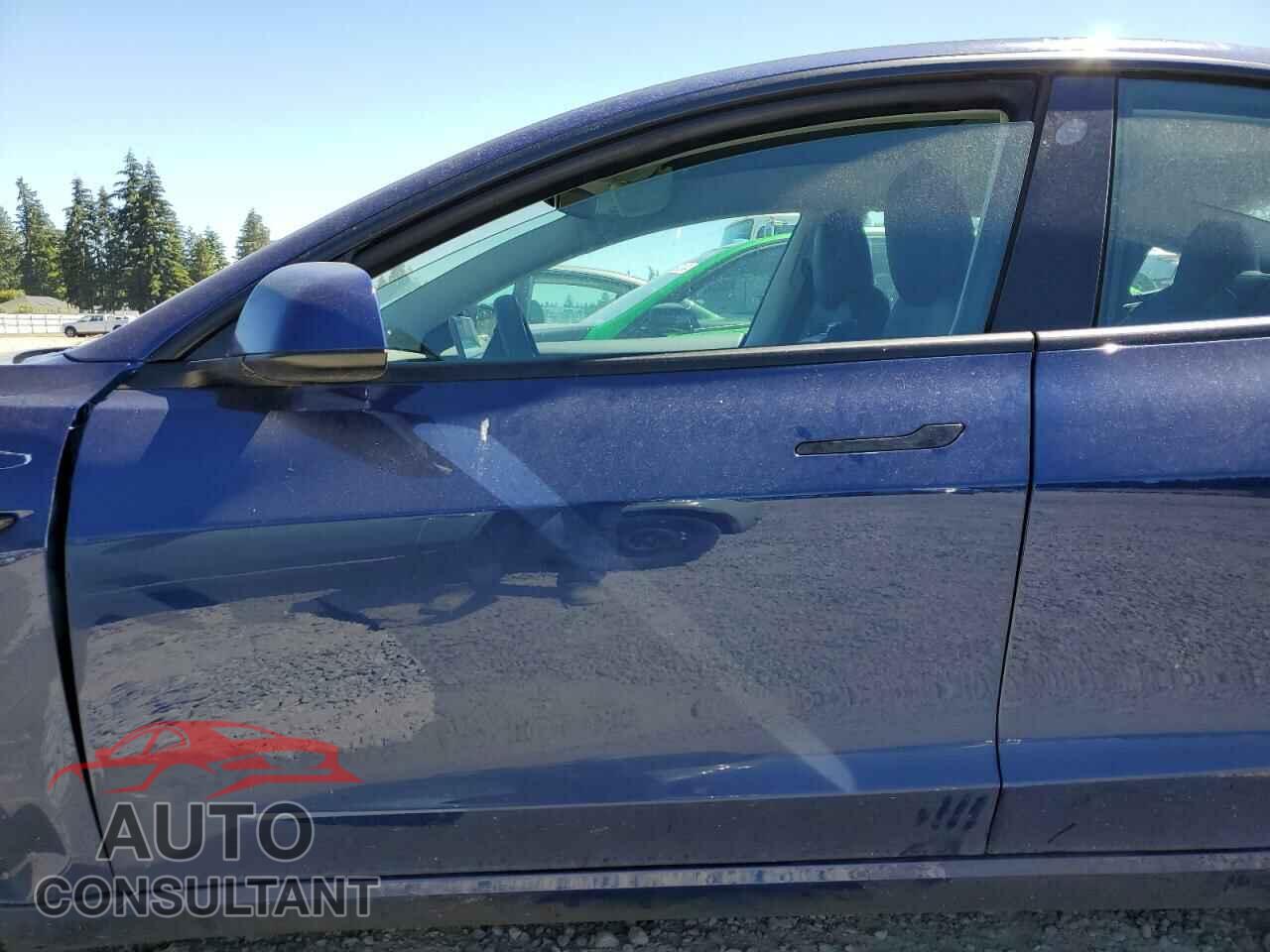 TESLA MODEL 3 2022 - 5YJ3E1EBXNF250904