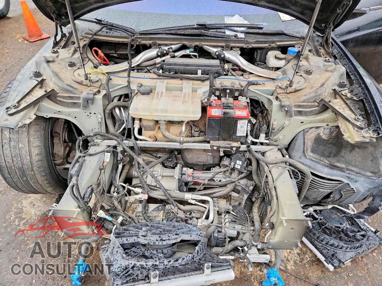 TESLA MODEL S 2018 - 5YJSA1E20JF298719