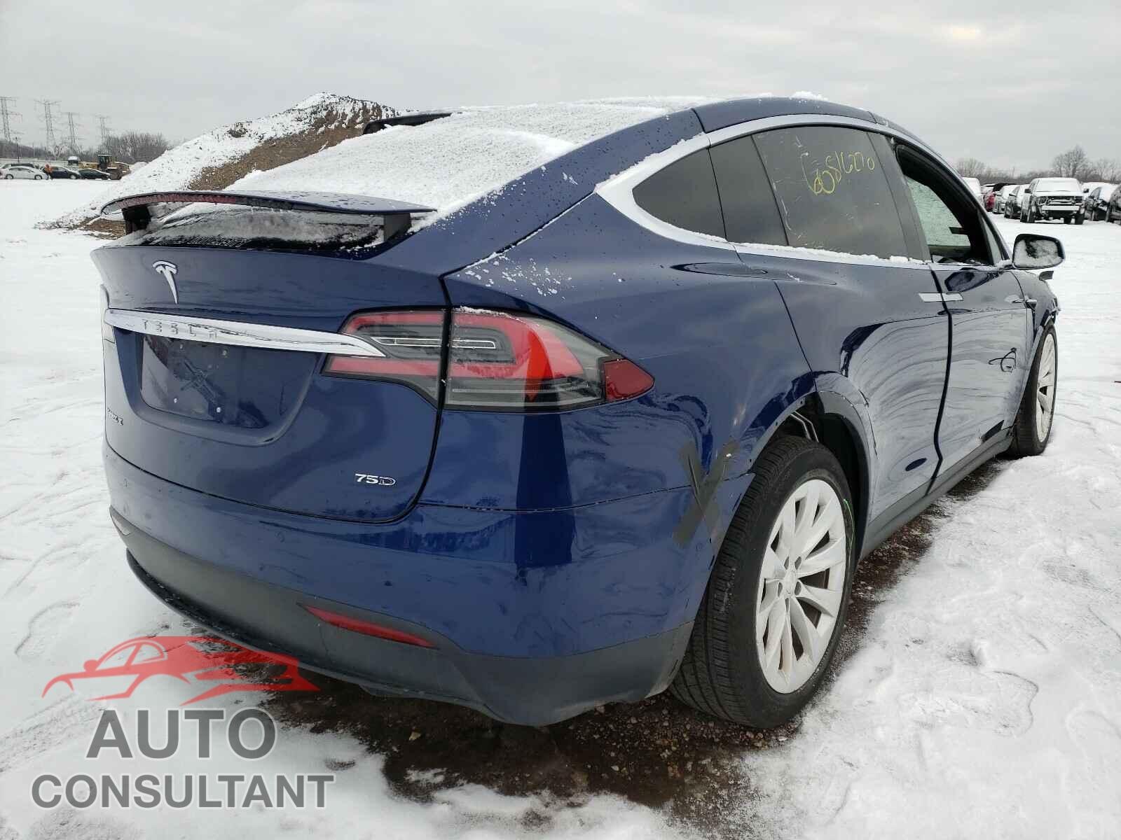 TESLA MODEL X 2017 - 5YJXCBE21HF077016