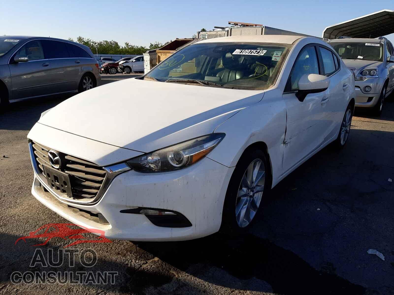 MAZDA 3 2017 - 3MZBN1V78HM126344