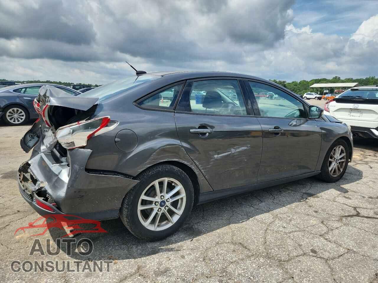 FORD FOCUS 2015 - 1FADP3F26FL365366