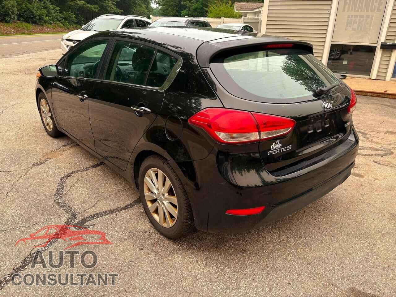 KIA FORTE 2015 - KNAFX5A85F5319331