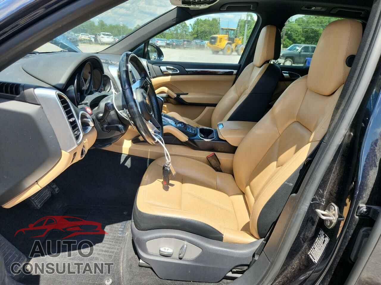 PORSCHE CAYENNE 2015 - WP1AF2A28FLA31307