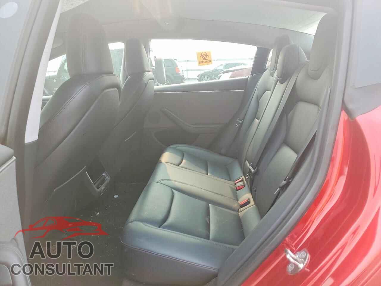 TESLA MODEL 3 2024 - 5YJ3E1EA4RF721099