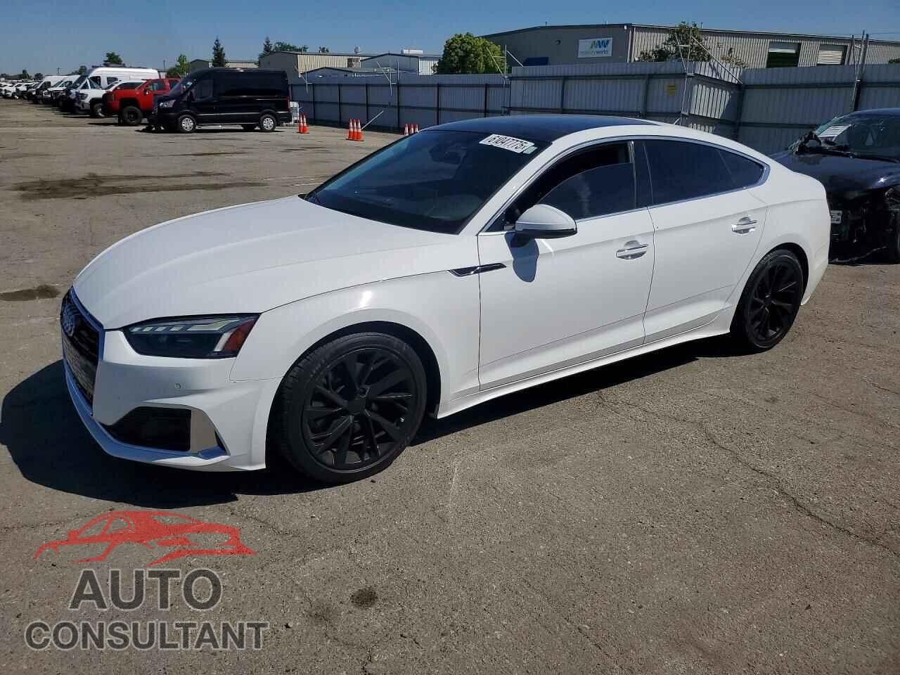 AUDI A5 2023 - WAUCBCF5XPA015537