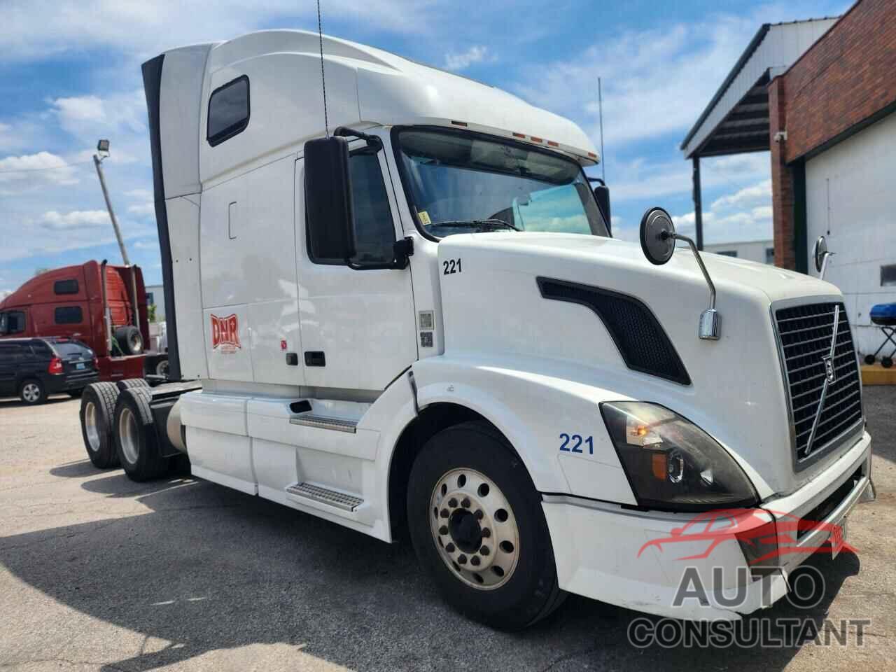 VOLVO VN 2012 - 4V4NC9EJ8CN539240