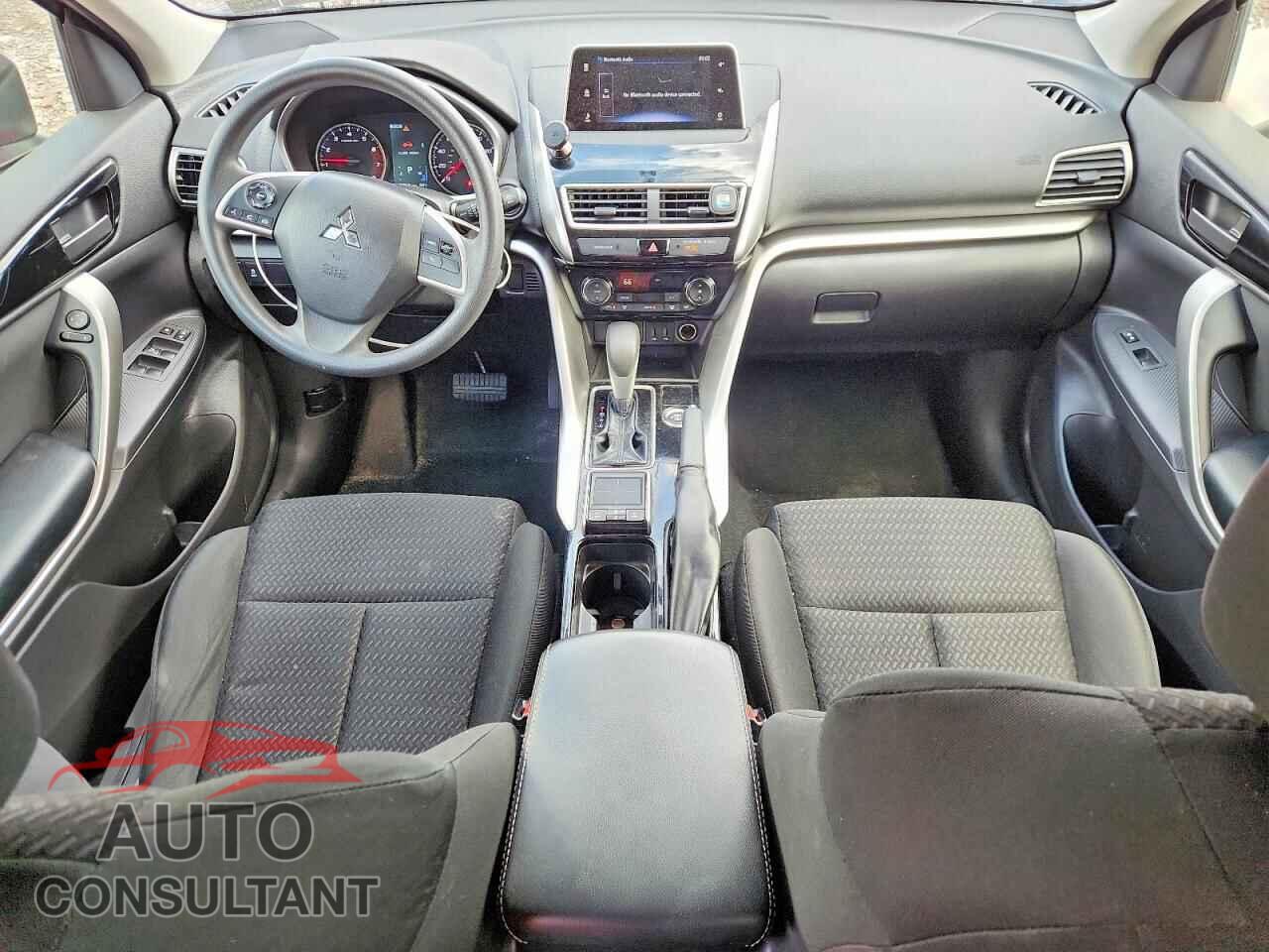 MITSUBISHI ECLIPSE 2018 - JA4AT4AA6JZ065680