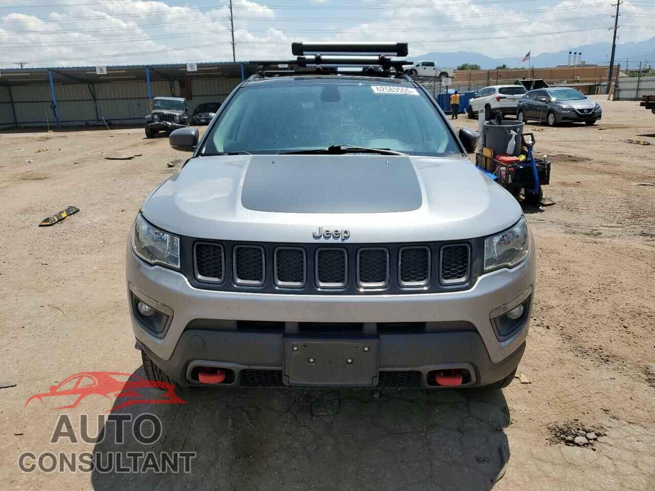 JEEP COMPASS 2017 - 3C4NJDDB1HT646751