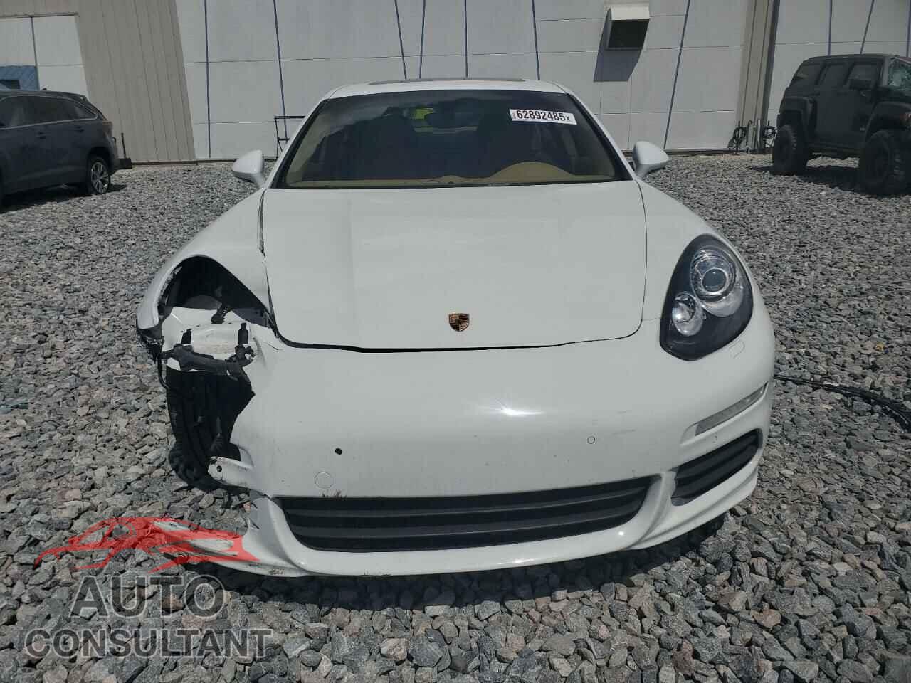 PORSCHE PANAMERA 2015 - WP0AA2A72FL007340