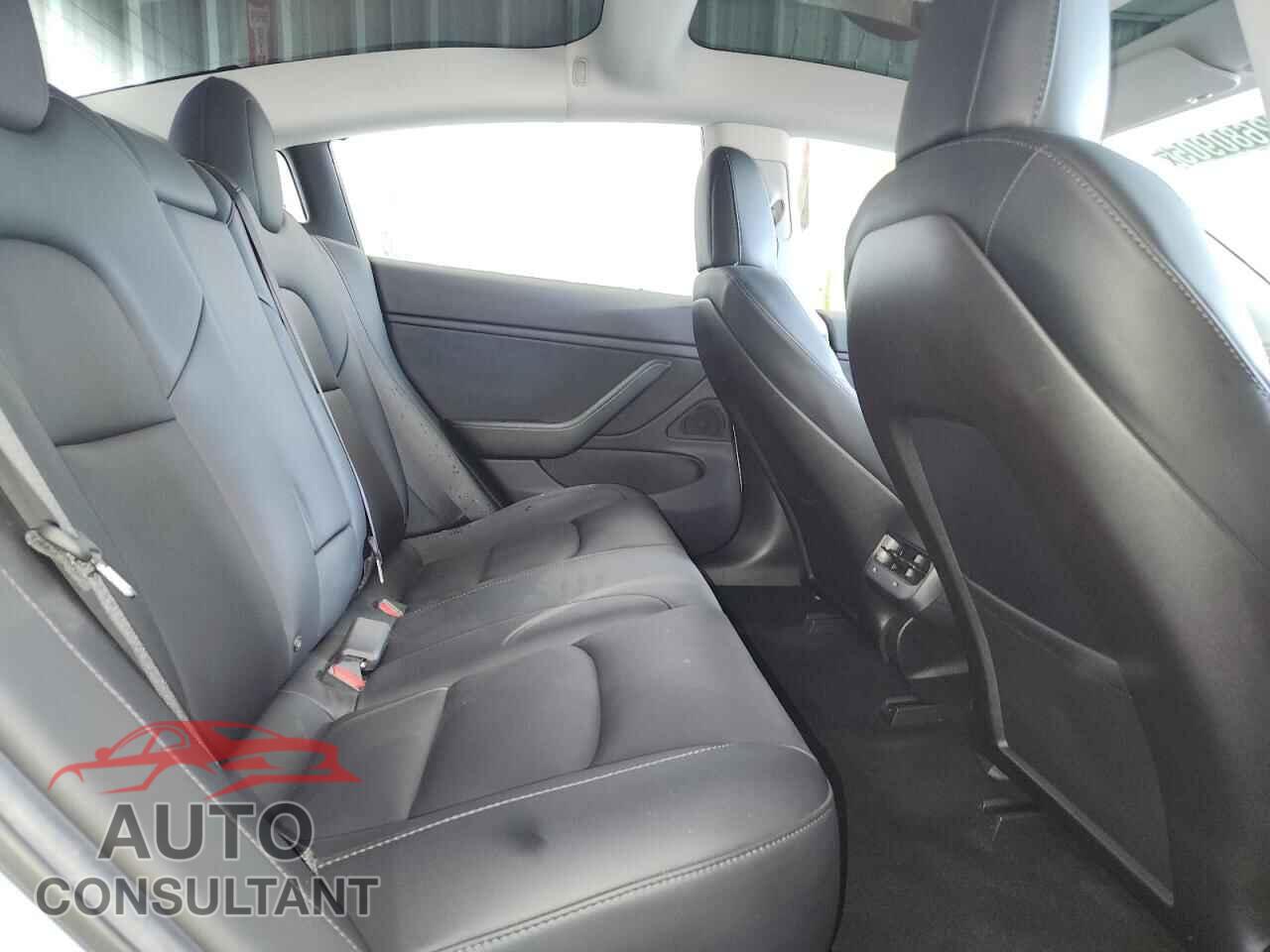 TESLA MODEL 3 2019 - 5YJ3E1EA0KF416009