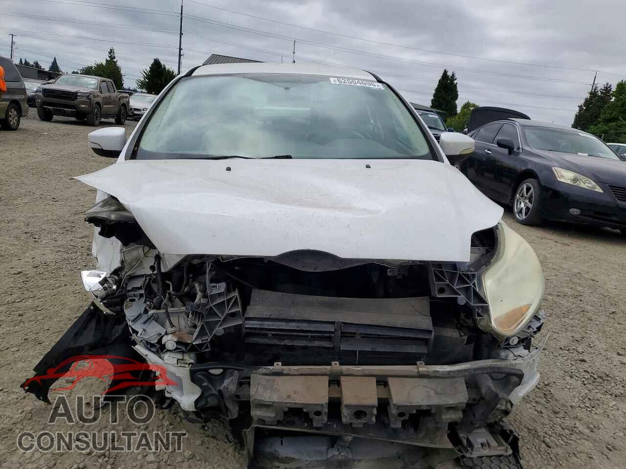 FORD FOCUS 2014 - 1FADP3F26EL287136