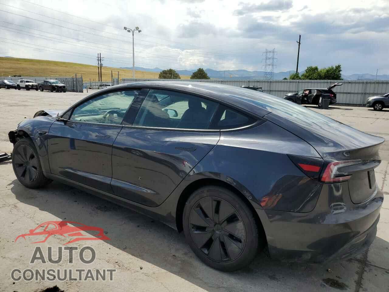 TESLA MODEL 3 2024 - 5YJ3E1EB3RF758668