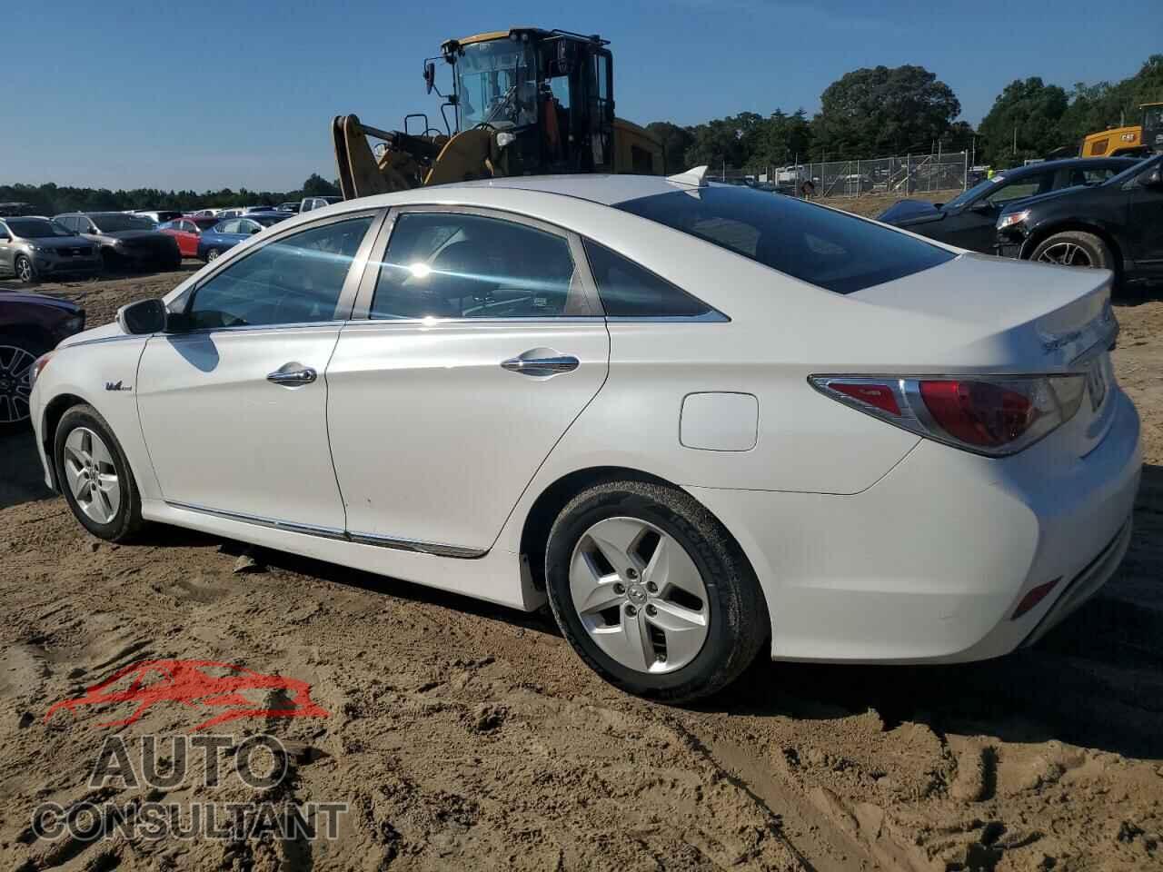 HYUNDAI SONATA 2012 - KMHEC4A48CA044280