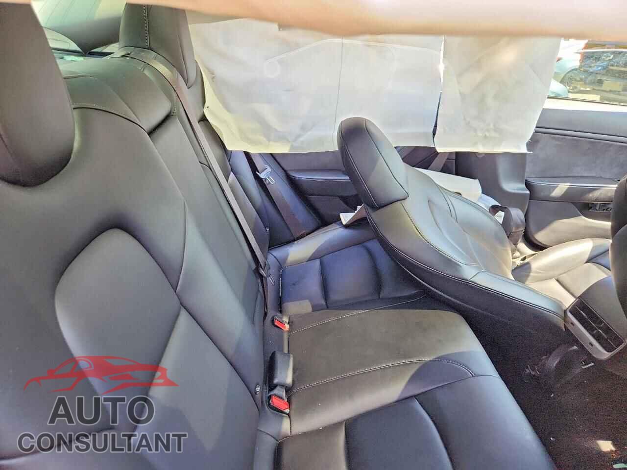 TESLA MODEL 3 2018 - 5YJ3E1EA2JF034482