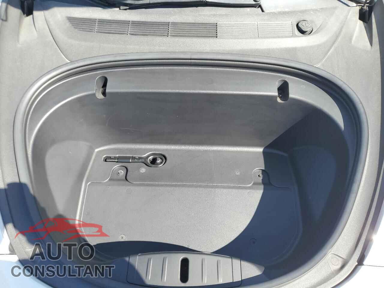 TESLA MODEL 3 2020 - 5YJ3E1EA8LF634295