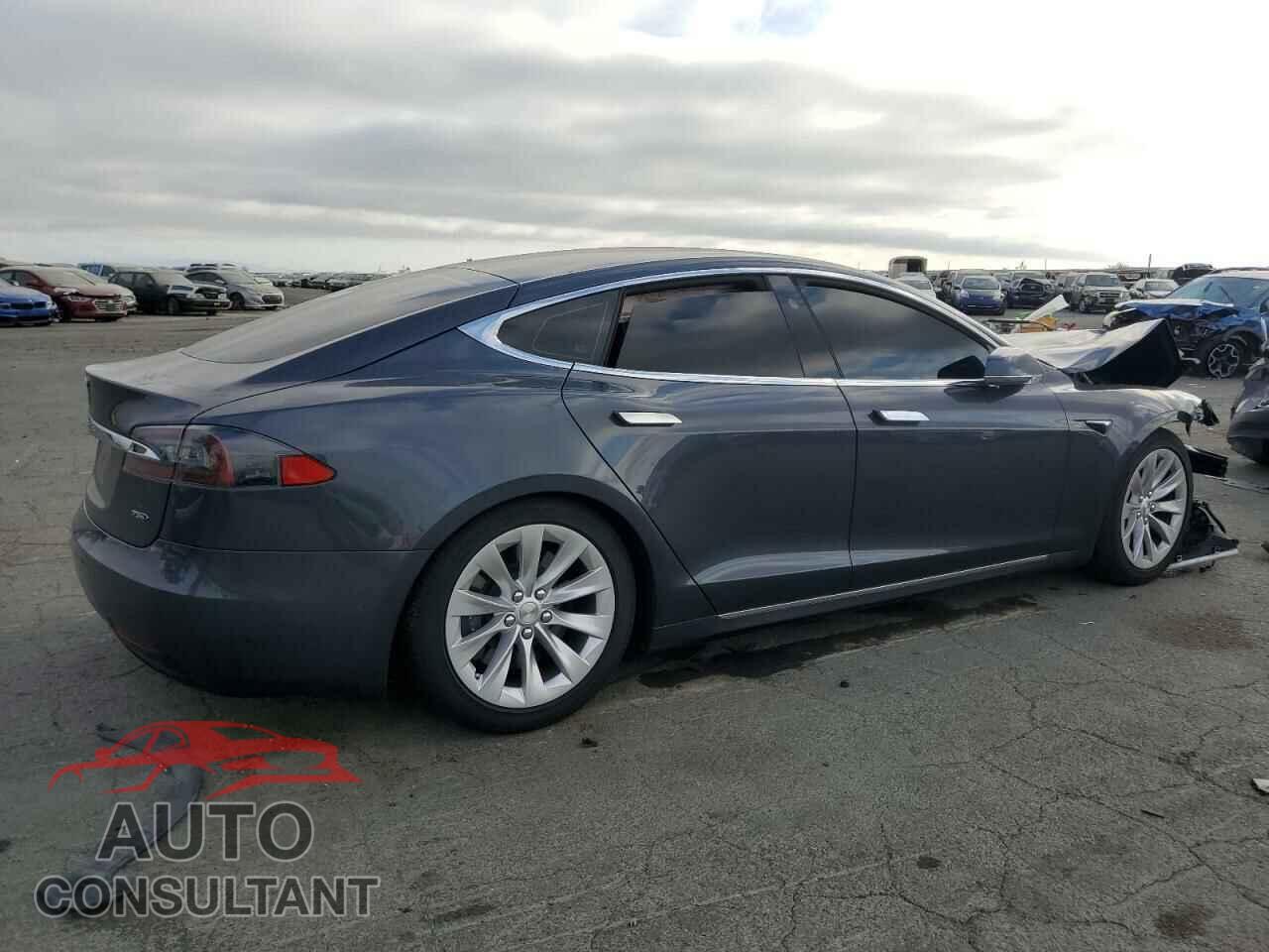 TESLA MODEL S 2017 - 5YJSA1E2XHF232527