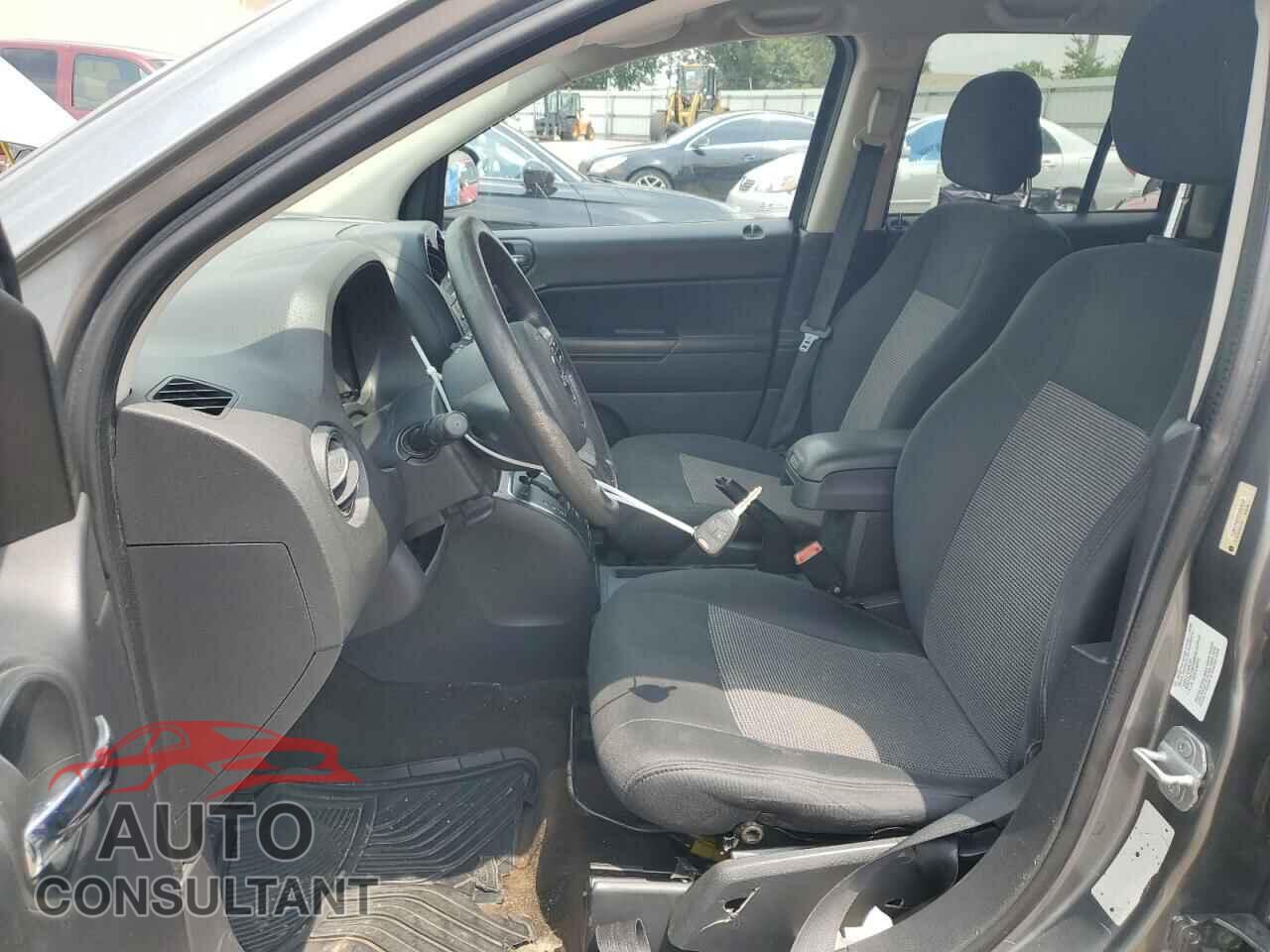JEEP COMPASS 2014 - 1C4NJDBB0ED592850