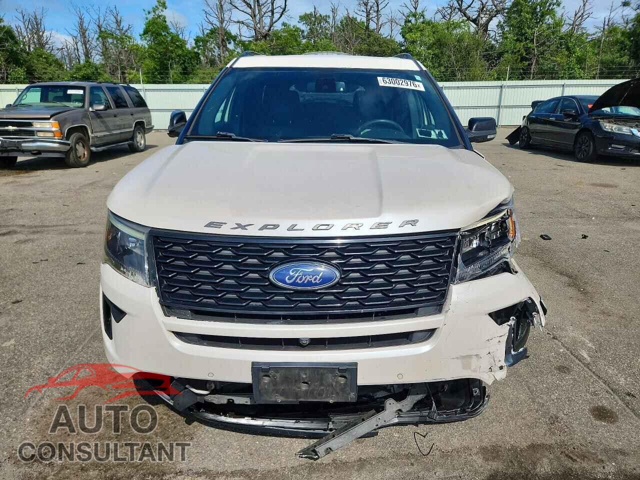 FORD EXPLORER 2018 - 1FM5K8GT0JGB37619