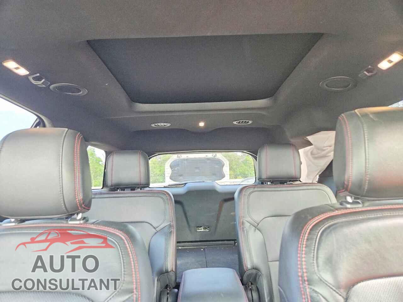 FORD EXPLORER 2018 - 1FM5K8GT0JGB37619