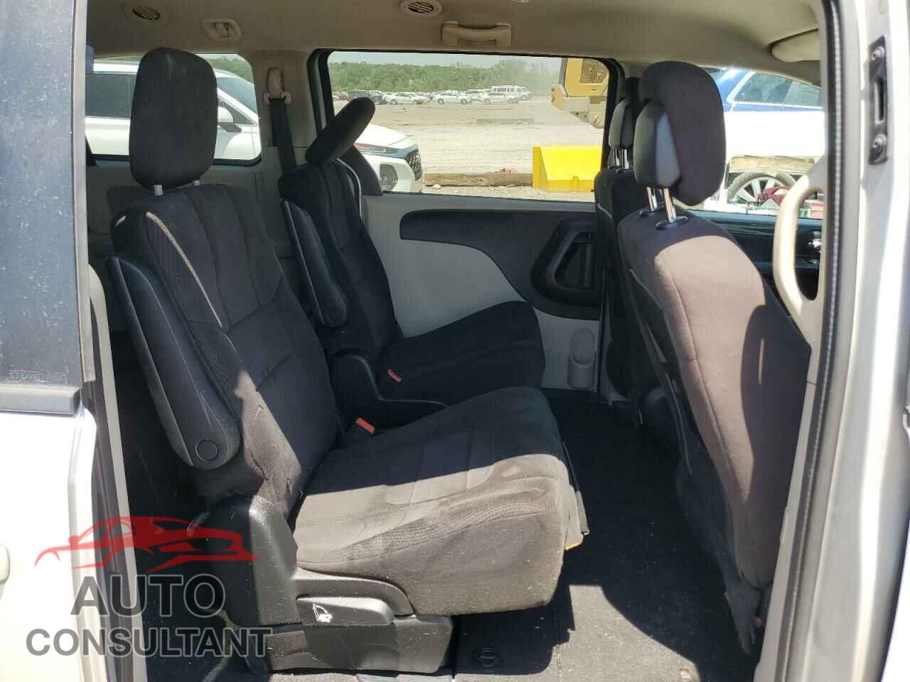 DODGE CARAVAN 2011 - 2D4RN3DG6BR606951