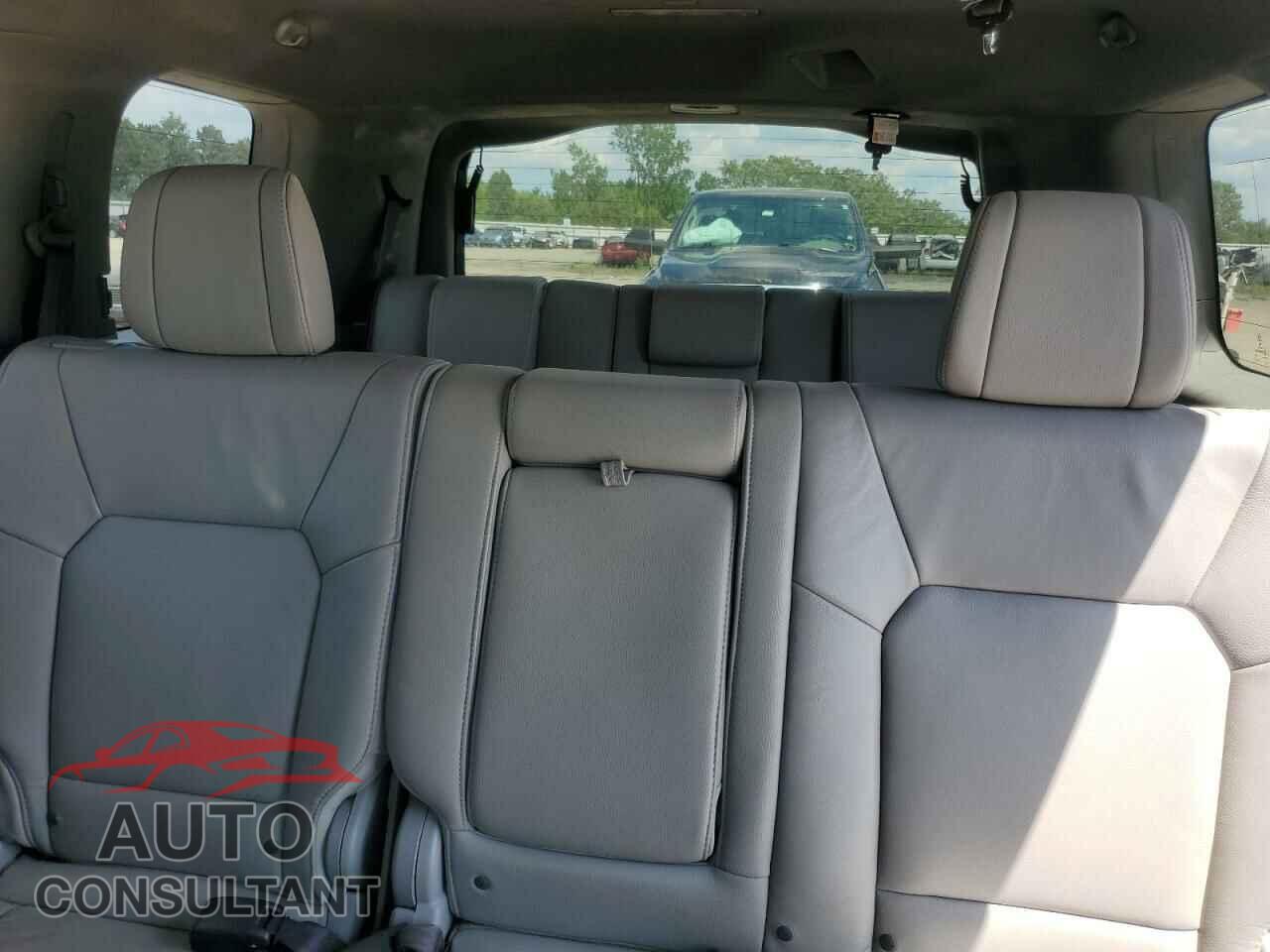 HONDA PILOT 2013 - 5FNYF4H72DB013401