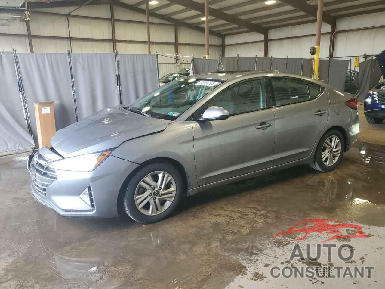 HYUNDAI ELANTRA 2019 - KMHD84LF7KU878470