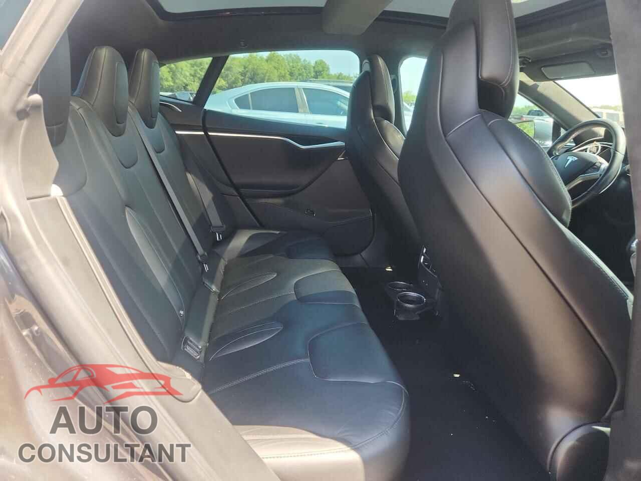 TESLA MODEL S 2017 - 5YJSA1E20HF199831