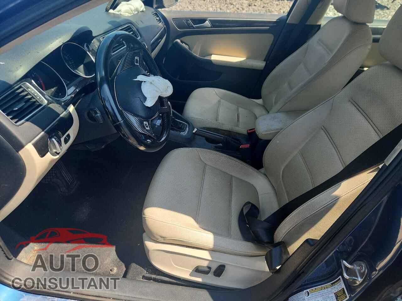 VOLKSWAGEN JETTA 2017 - 3VWL17AJ4HM410980