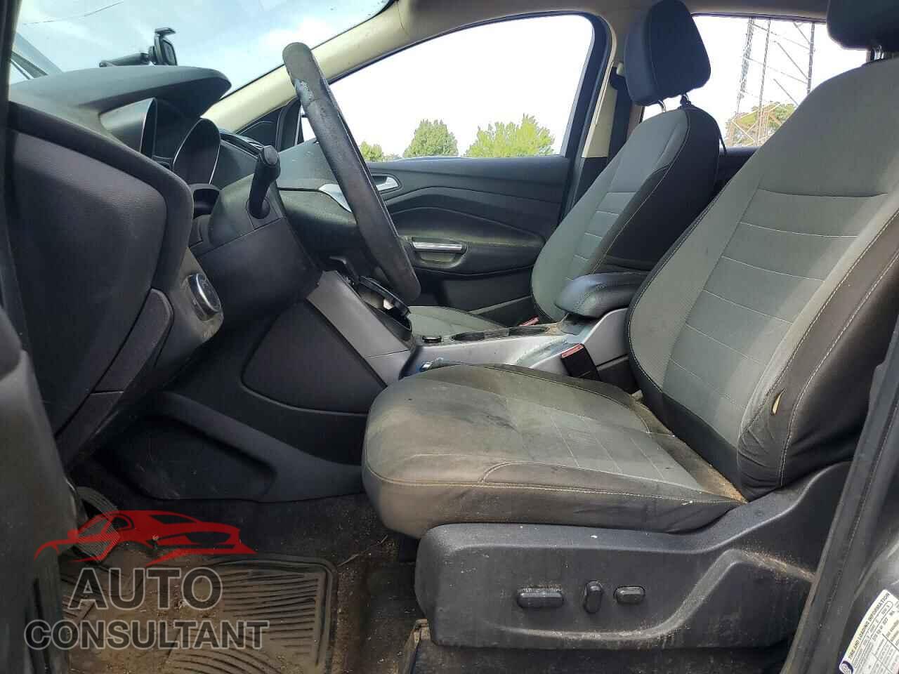 FORD ESCAPE 2016 - 1FMCU9G99GUC12761