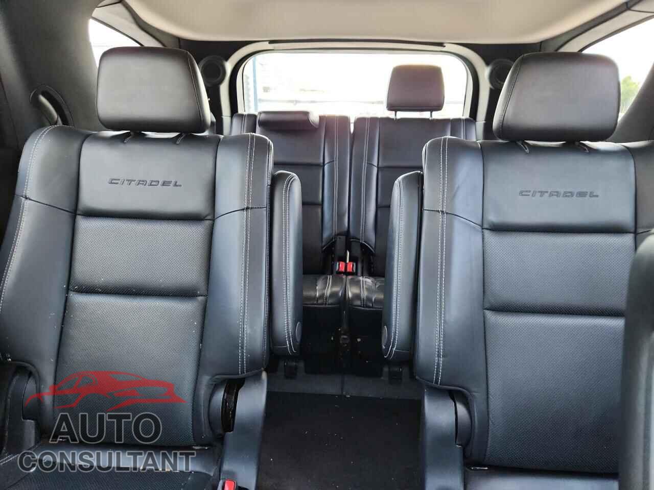 DODGE DURANGO 2017 - 1C4RDJEG7HC763036