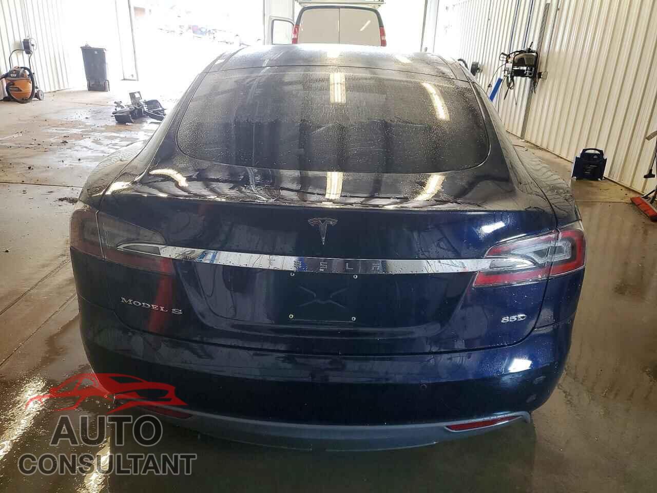 TESLA MODEL S 2015 - 5YJSA1H20FF081593
