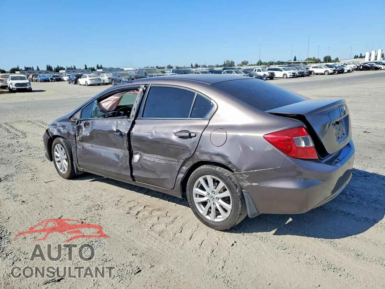HONDA CIVIC 2012 - 2HGFB2F86CH605509