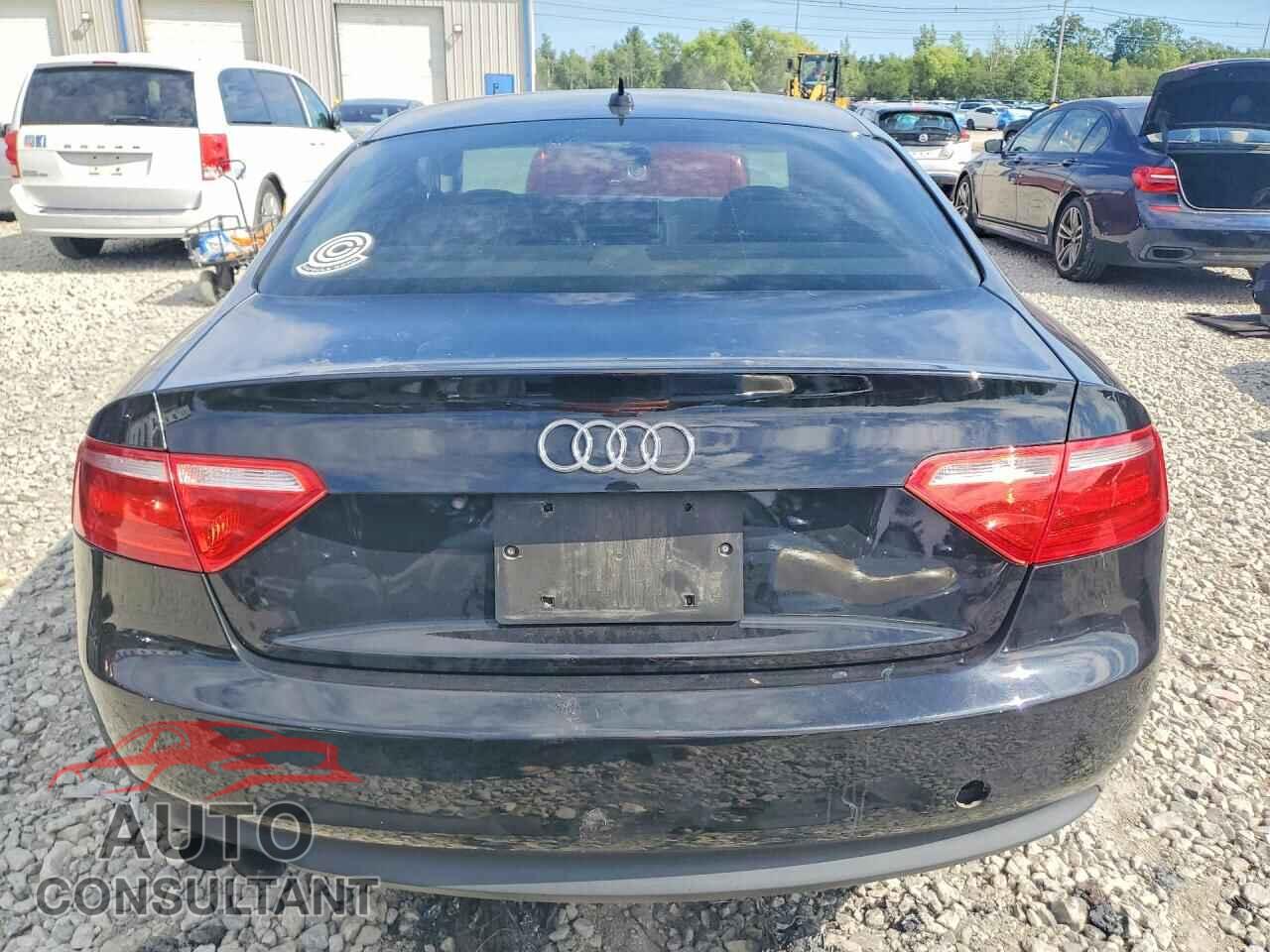 AUDI A5 2011 - WAUCFAFR2BA021238