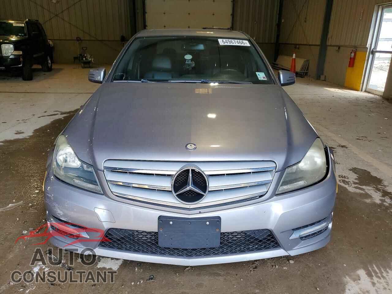 MERCEDES-BENZ C-CLASS 2012 - WDDGF4HB3CA631937