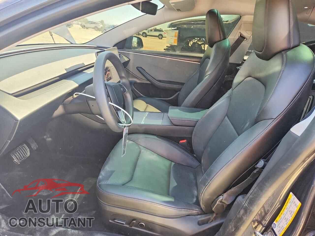 TESLA MODEL 3 2024 - 5YJ3E1EA4RF726061