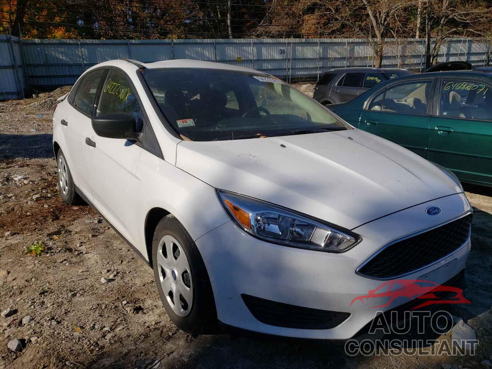 FORD FOCUS 2017 - 1FADP3E26HL326359