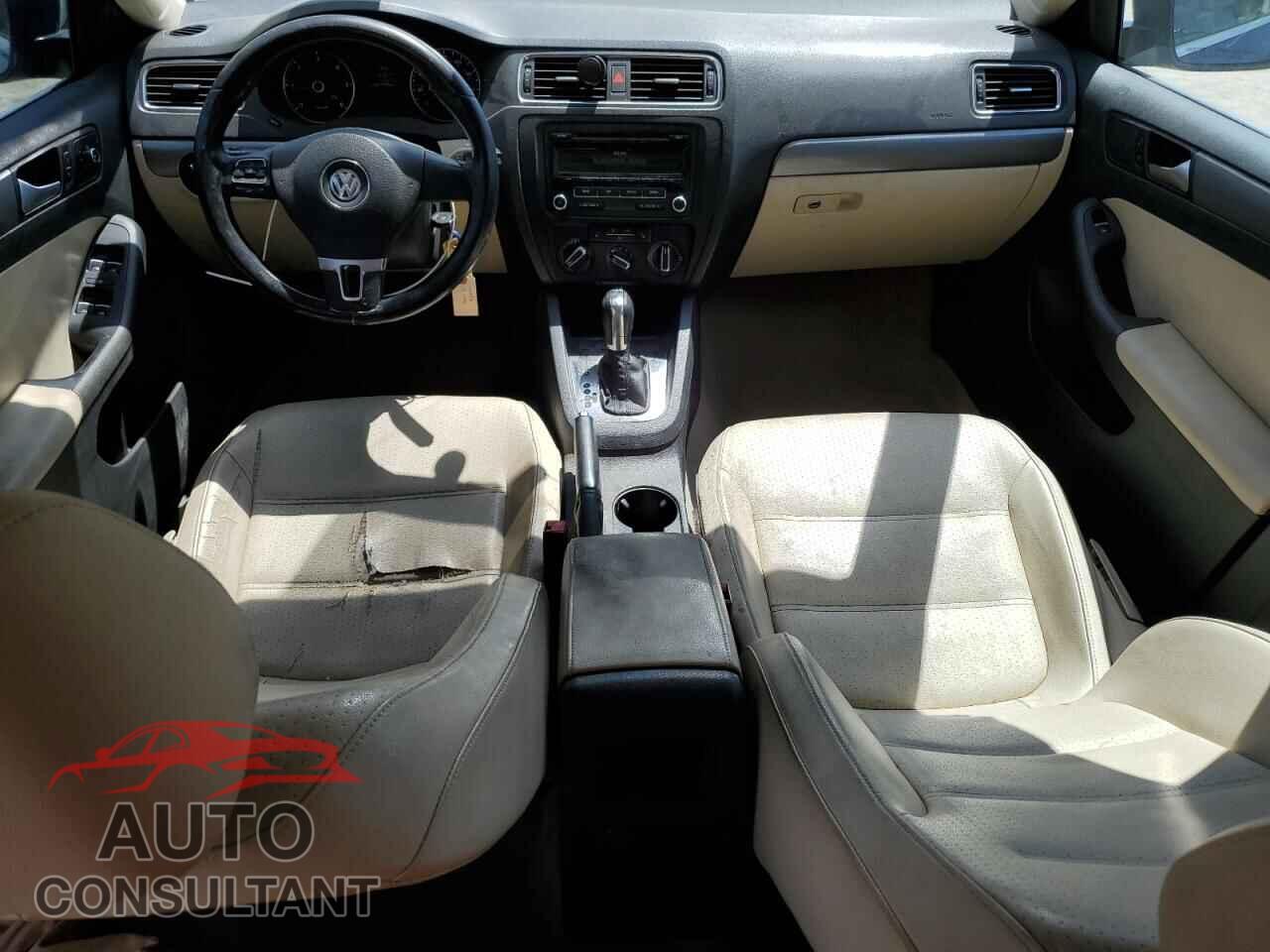 VOLKSWAGEN JETTA 2013 - 3VWLL7AJ9DM364907