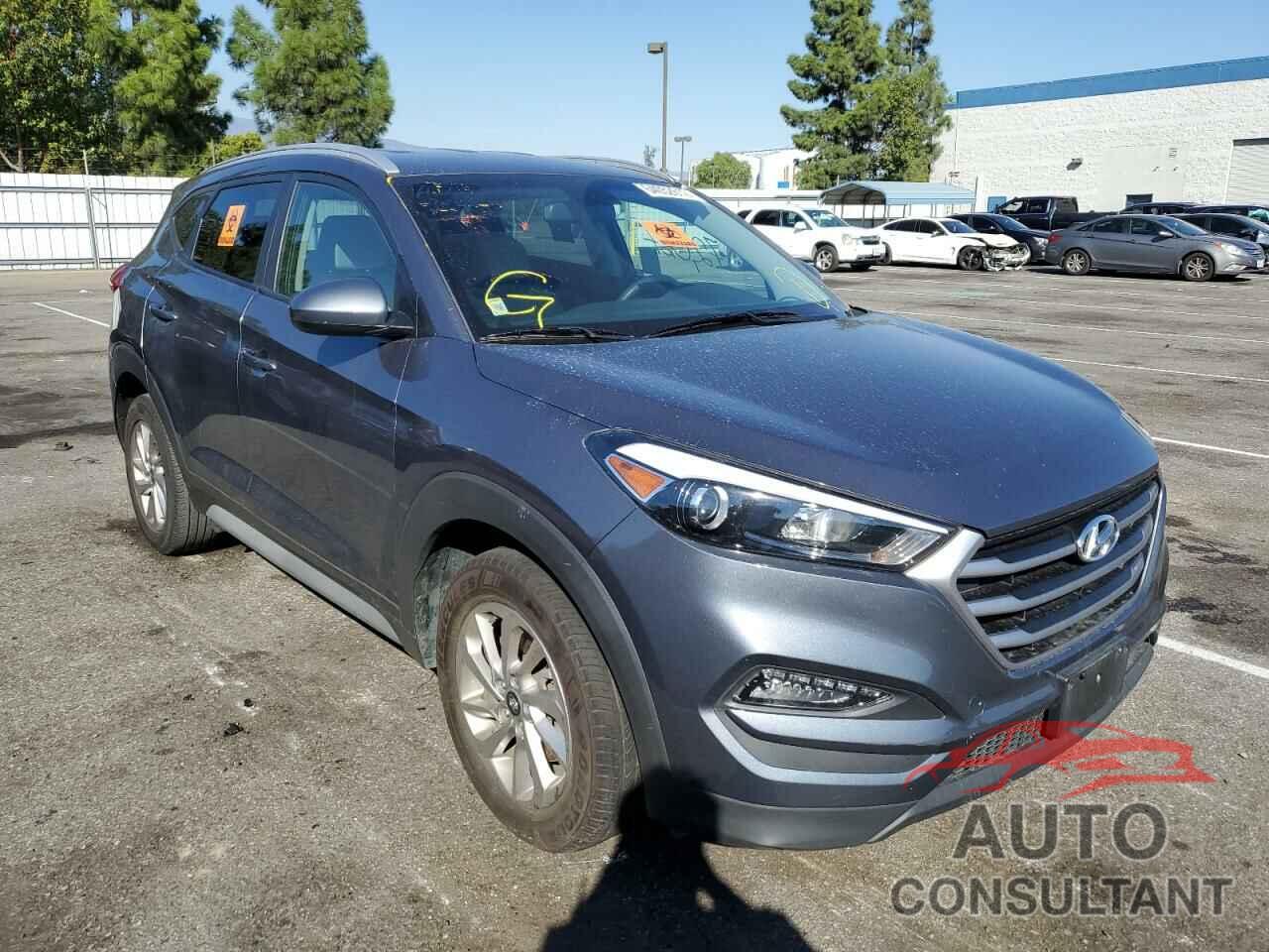 HYUNDAI TUCSON 2018 - KM8J33A41JU600823