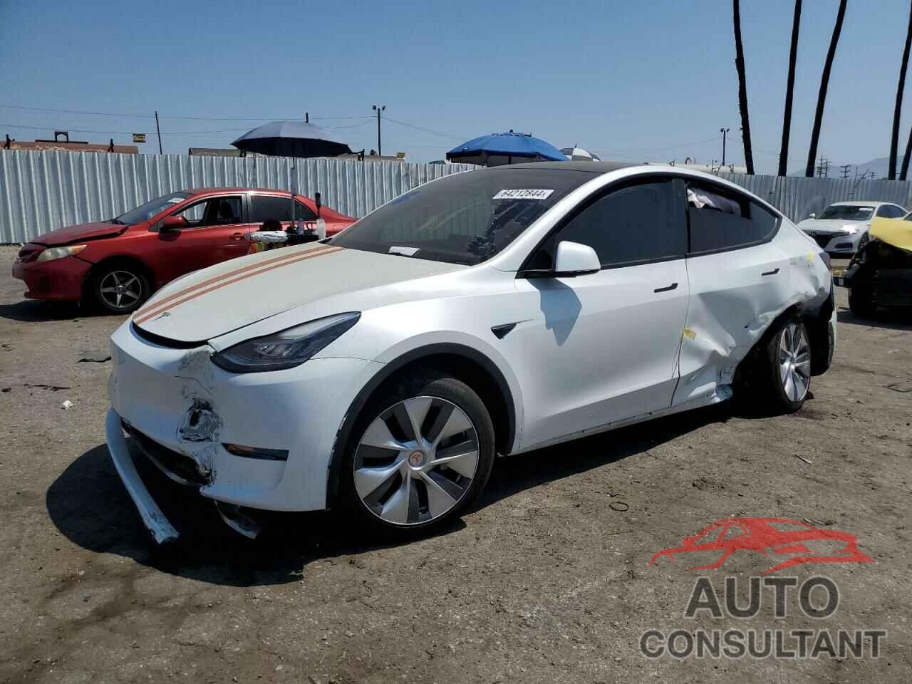 TESLA MODEL Y 2023 - 7SAYGDEE2PA064093