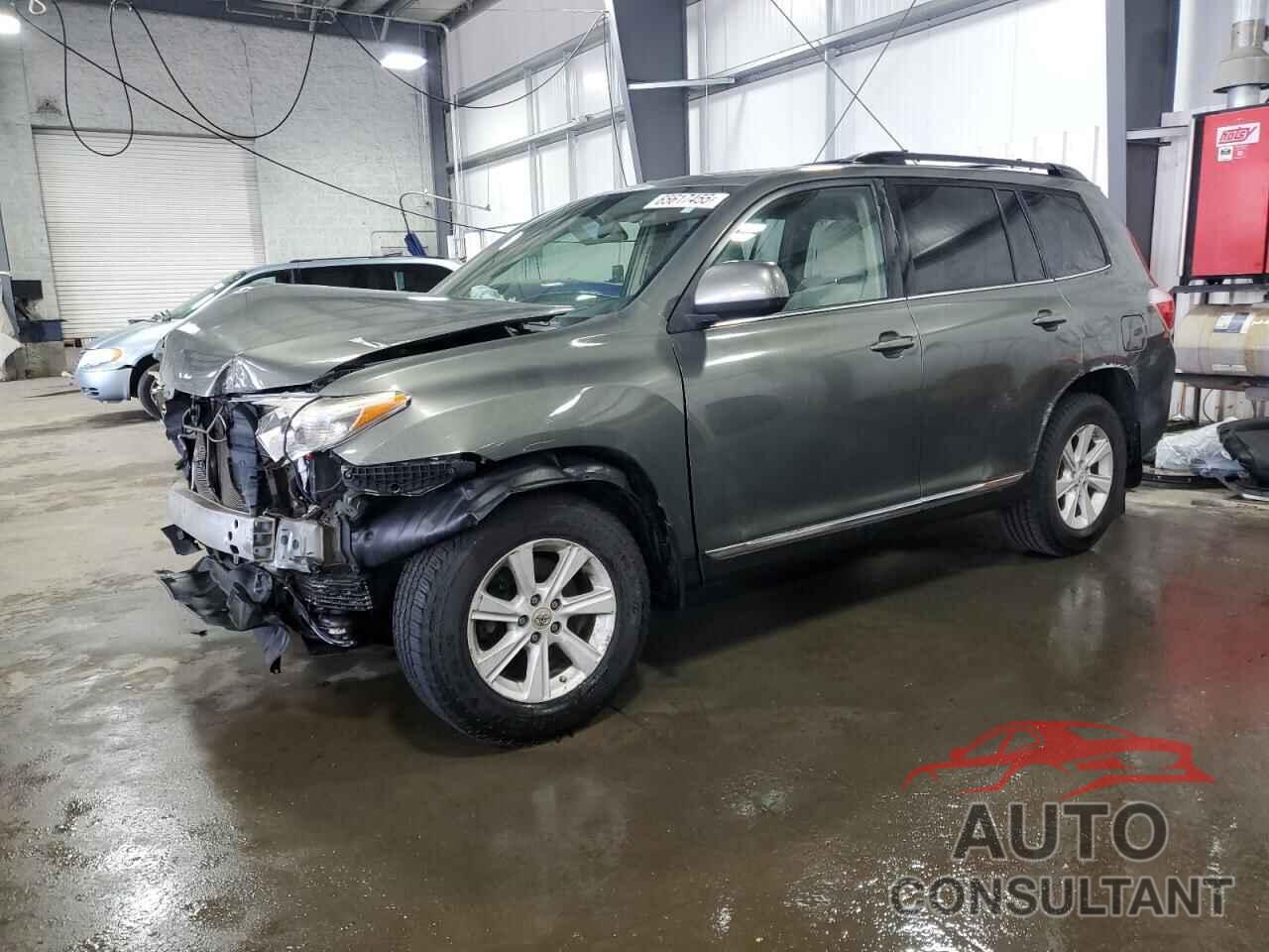 TOYOTA HIGHLANDER 2012 - 5TDBK3EH5CS129369