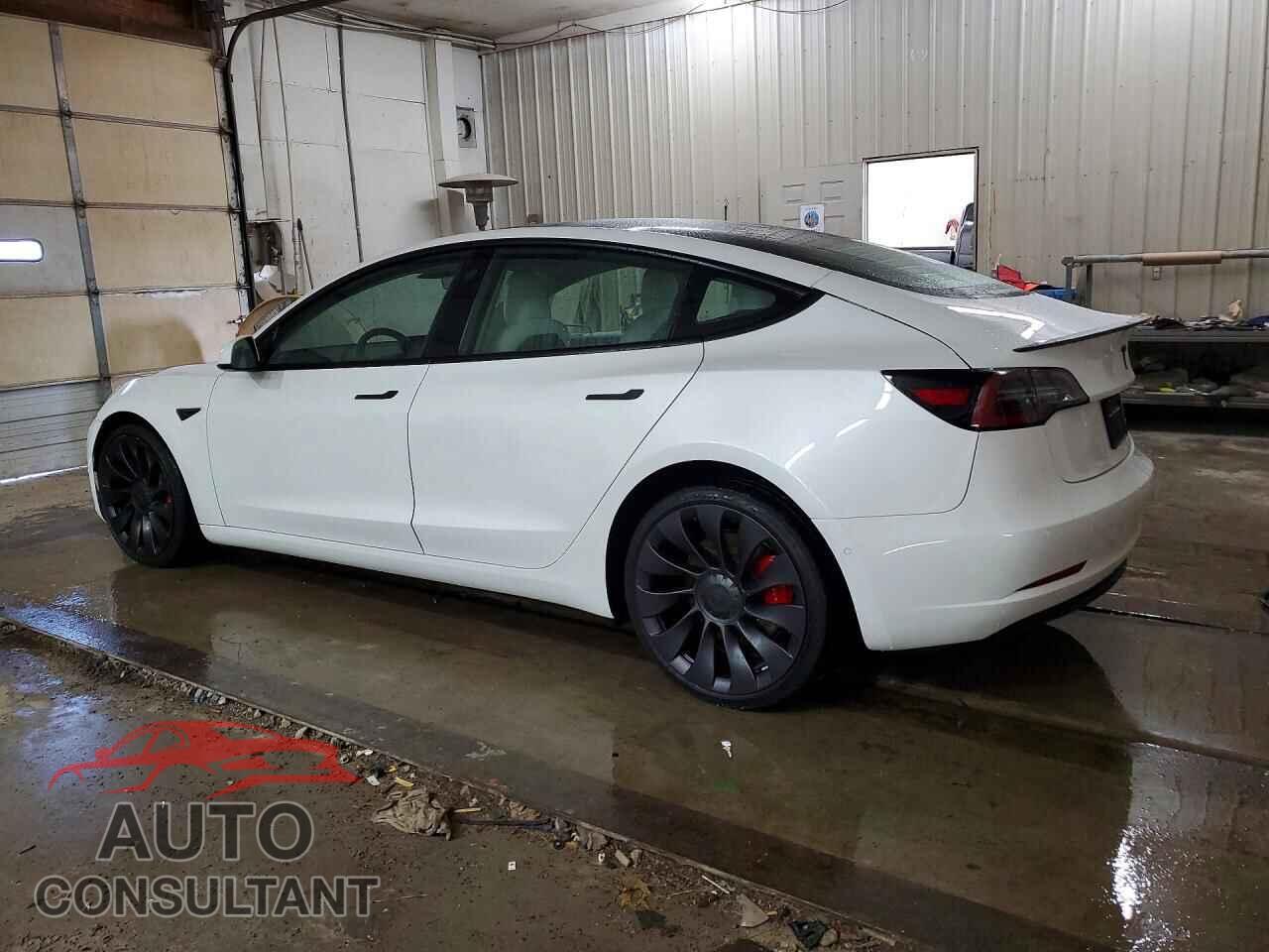 TESLA MODEL 3 2021 - 5YJ3E1EC5MF095993