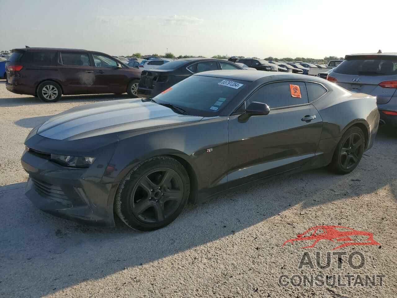 CHEVROLET CAMARO 2018 - 1G1FB1RX5J0124303