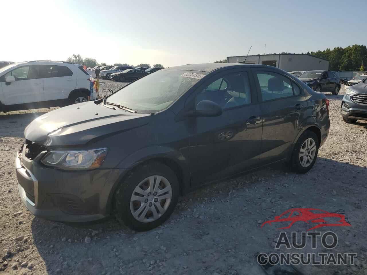 CHEVROLET SONIC 2017 - 1G1JB5SHXH4136471