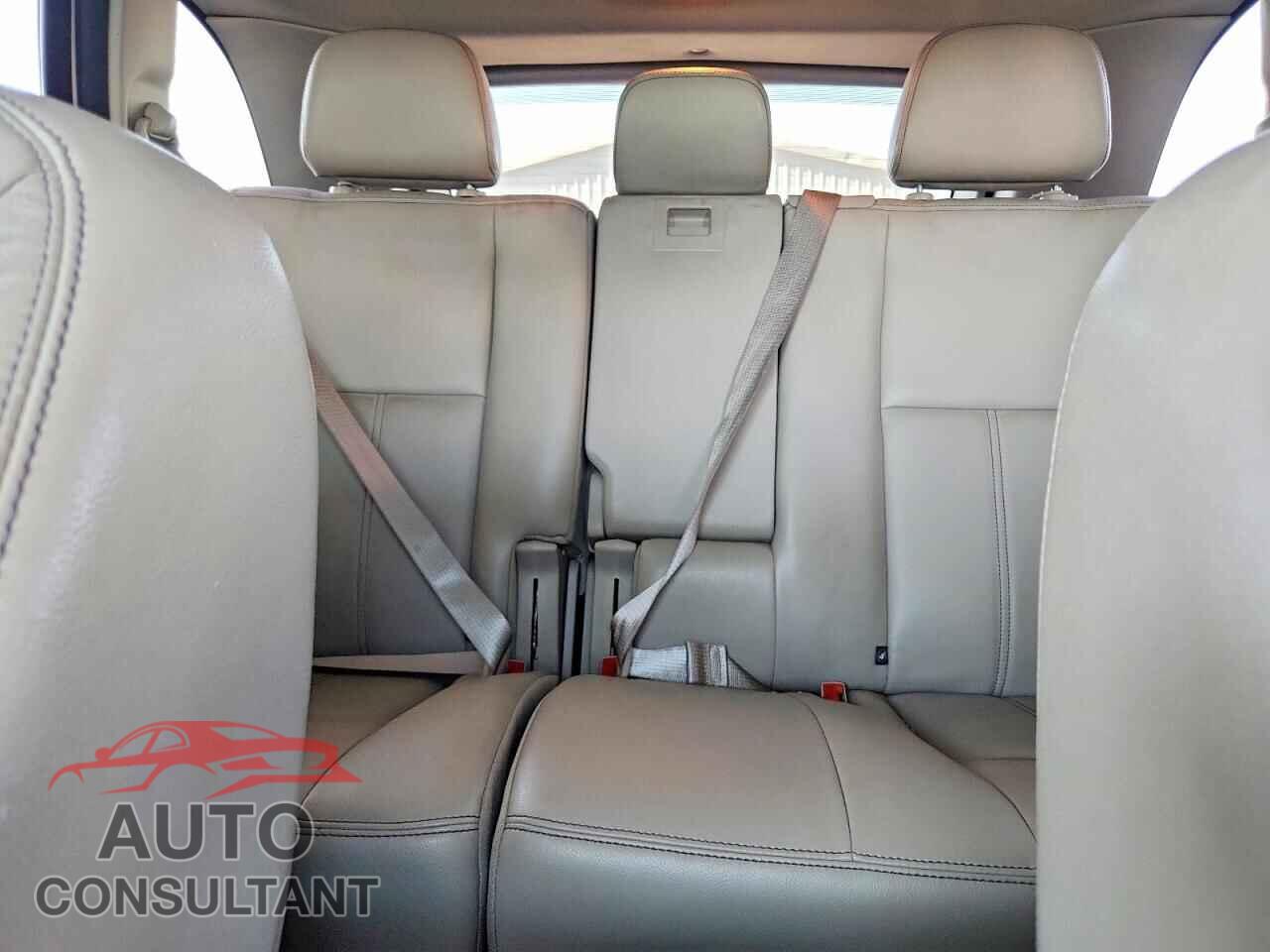 FORD EDGE 2011 - 2FMDK3JC8BBB44656