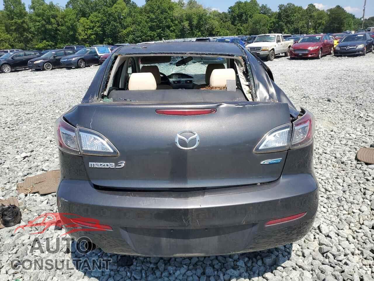 MAZDA 3 2013 - JM1BL1V75D1808873