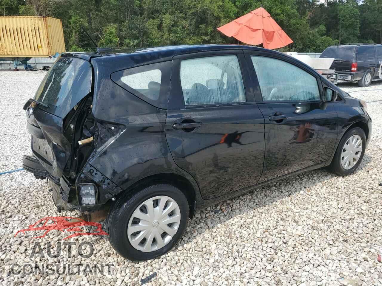 NISSAN VERSA 2017 - 3N1CE2CP3HL352106