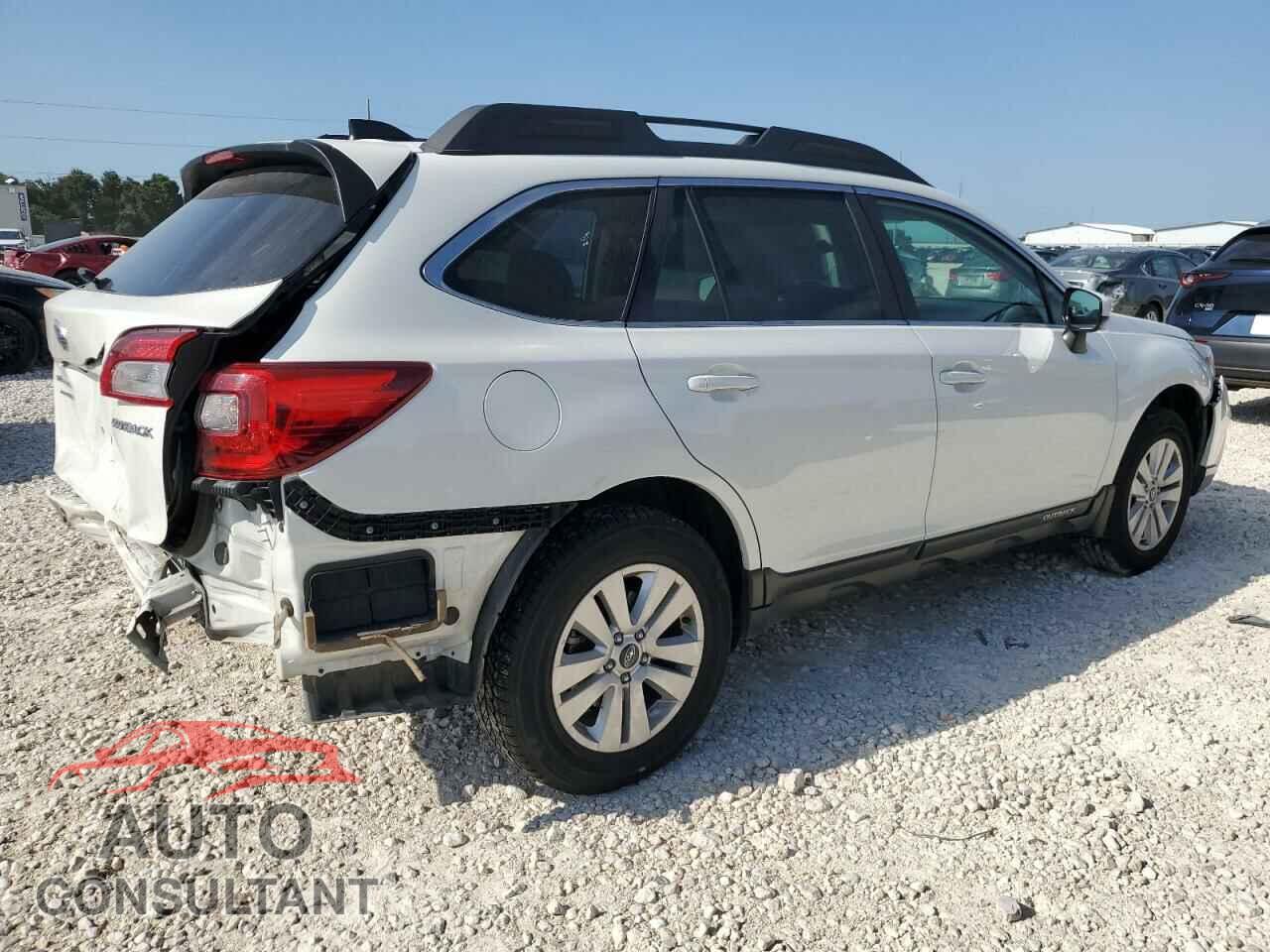 SUBARU OUTBACK 2018 - 4S4BSADC2J3282425