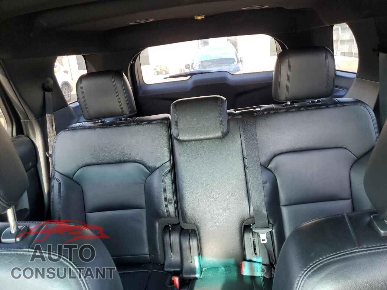 FORD EXPLORER 2016 - 1FM5K8D86GGB38525
