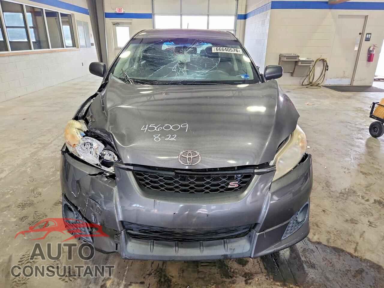TOYOTA MATRIX 2010 - 2T1KE4EE8AC039321