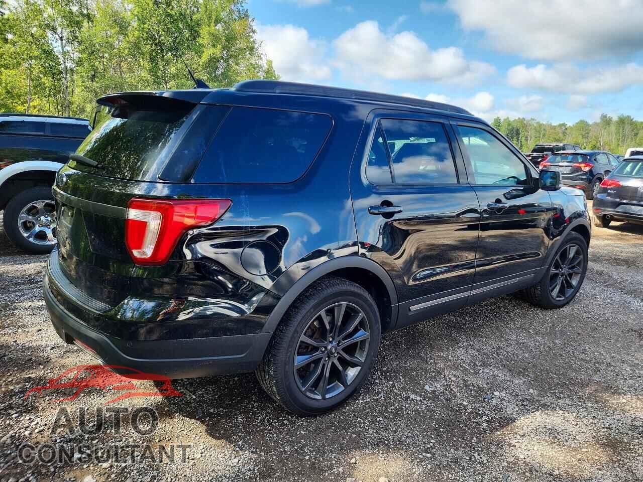 FORD EXPLORER 2018 - 1FM5K7D82JGB95595